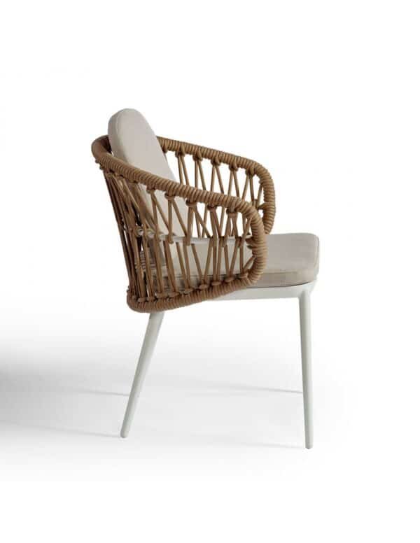 Outdoor dining chair with white aluminum and rope - Image 3